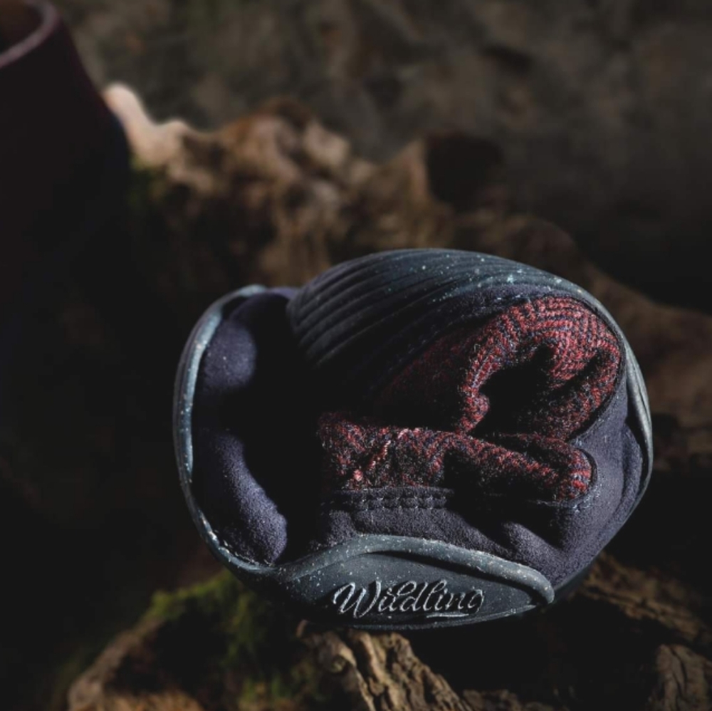 SOLD---Wildling Barefoot Shoes Blackberry - Picture 3 of 4